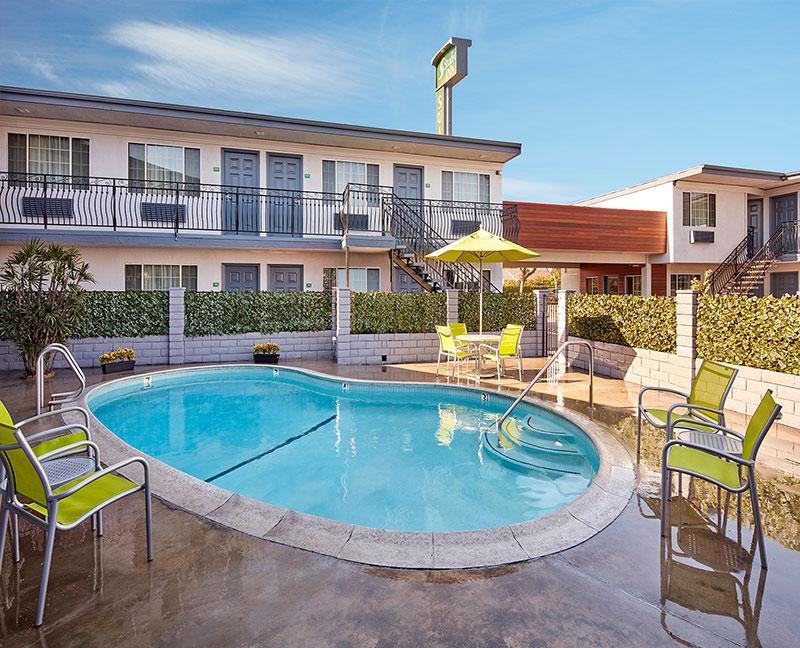 Studio Inn & Suites At Promenade Downey Εξωτερικό φωτογραφία