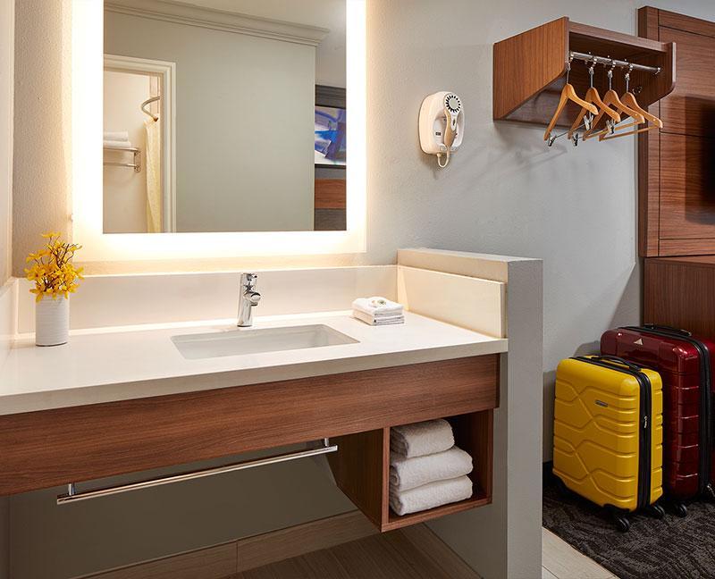 Studio Inn & Suites At Promenade Downey Εξωτερικό φωτογραφία